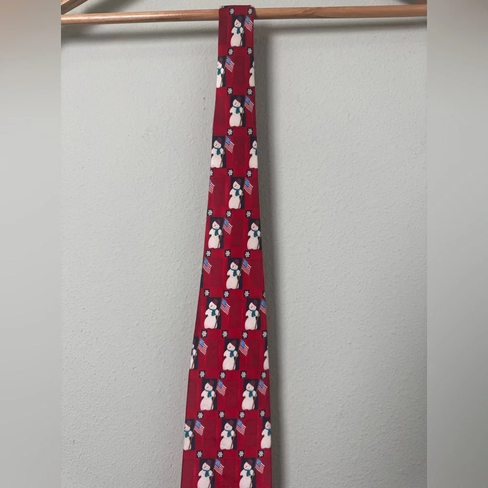 Hallmark Holiday Traditions Christmas/Holiday‎ Snowman & American Flag Silk Tie
